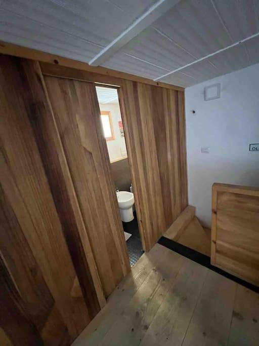 Kamyhouse Una Tranquilla Struttura Nel Verde Nápoles Exterior foto