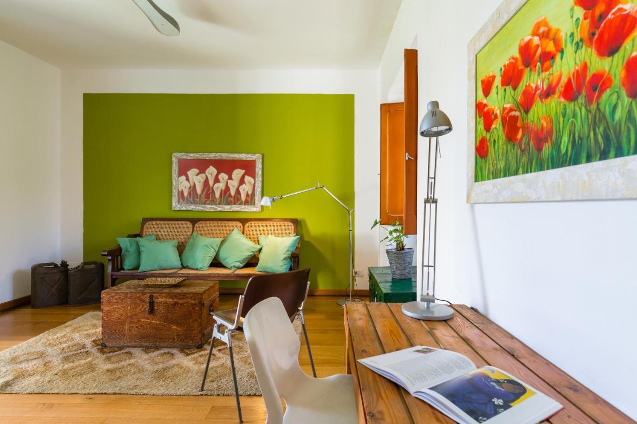 Kamyhouse Una Tranquilla Struttura Nel Verde Nápoles Exterior foto