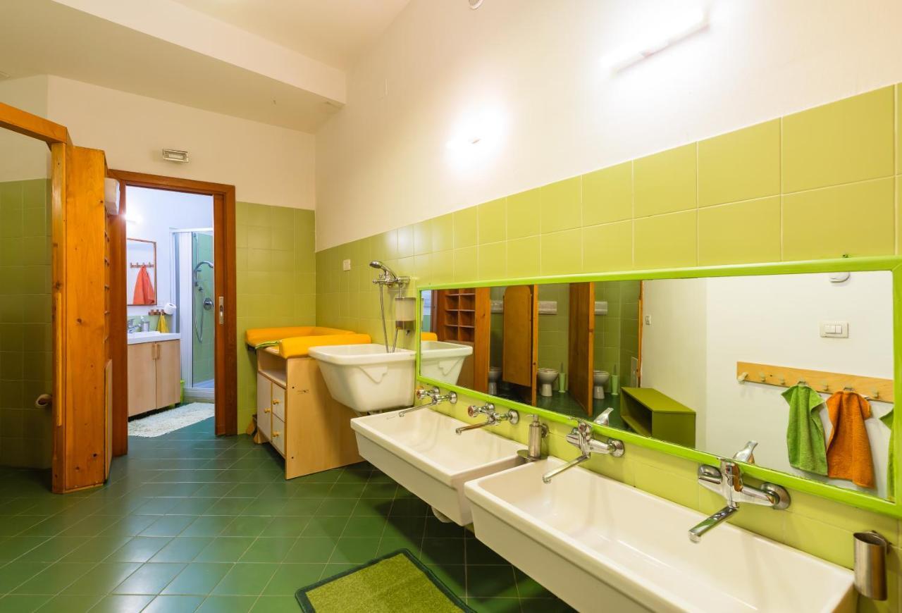 Kamyhouse Una Tranquilla Struttura Nel Verde Nápoles Exterior foto